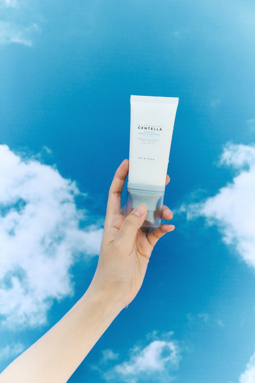Hyalu-Cica Water-Fit Sun Serum