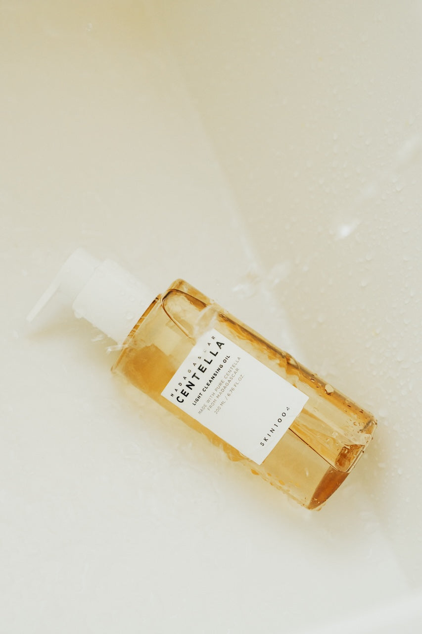 Centella Light Cleansing Oil