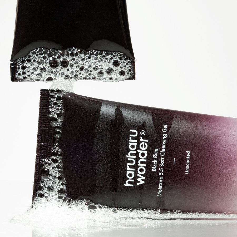 Black Rice Moisture 5.5 Soft Cleansing Gel
