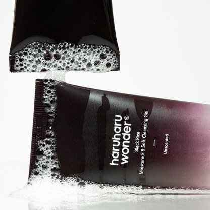Black Rice Moisture 5.5 Soft Cleansing Gel